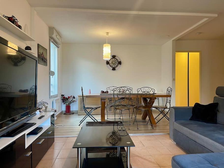 L'Appartement Michelet - Parking Prive Et Gratuit - 2Km Cite Medievale Carcasona Exterior foto