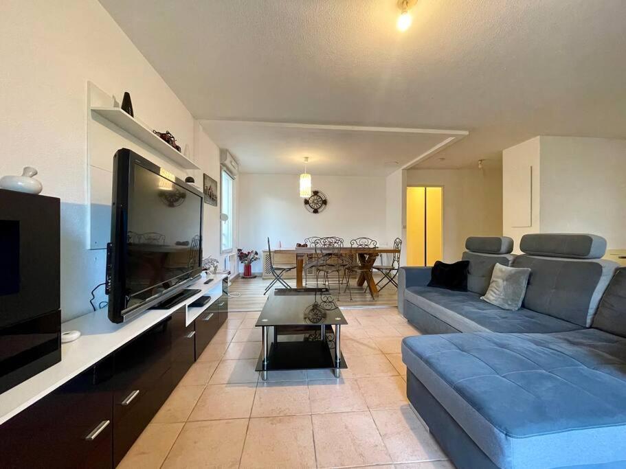 L'Appartement Michelet - Parking Prive Et Gratuit - 2Km Cite Medievale Carcasona Exterior foto