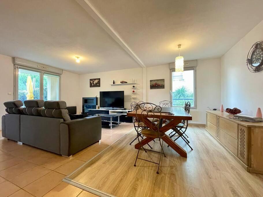 L'Appartement Michelet - Parking Prive Et Gratuit - 2Km Cite Medievale Carcasona Exterior foto